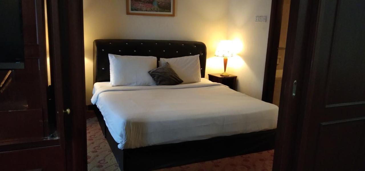 Victory Apartment Berjaya Times Square Kl Куала Лумпур Екстериор снимка