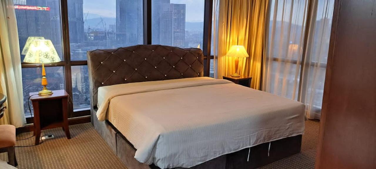 Victory Apartment Berjaya Times Square Kl Куала Лумпур Екстериор снимка