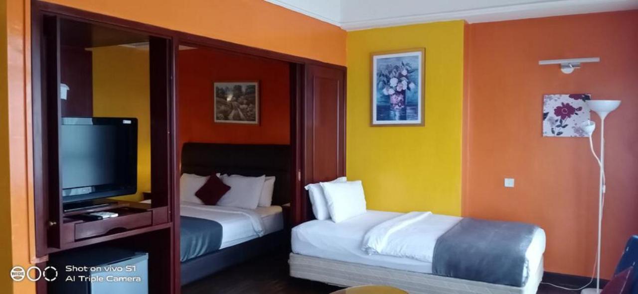 Victory Apartment Berjaya Times Square Kl Куала Лумпур Екстериор снимка