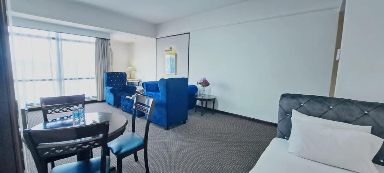 Victory Apartment Berjaya Times Square Kl Куала Лумпур Екстериор снимка
