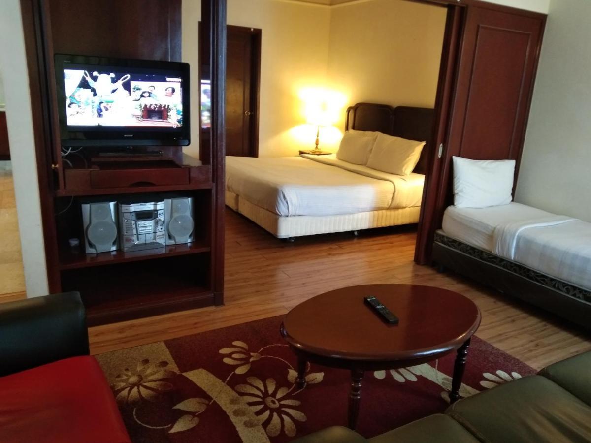 Victory Apartment Berjaya Times Square Kl Куала Лумпур Екстериор снимка
