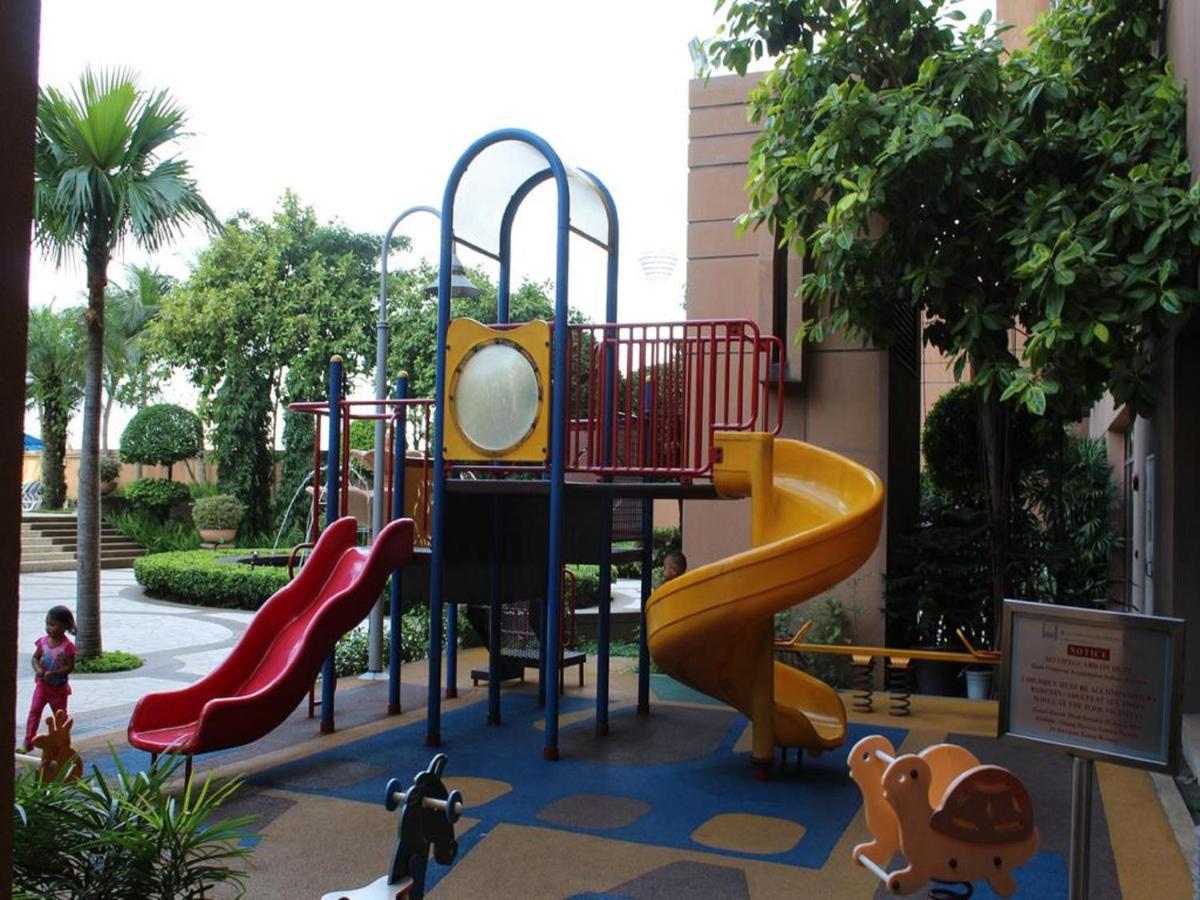 Victory Apartment Berjaya Times Square Kl Куала Лумпур Екстериор снимка